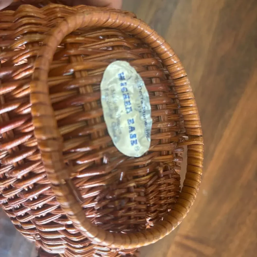 Wicker Ease Squirrel Woven Basket